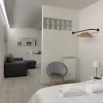 7suites 게스트하우스 4*