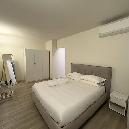 ゲストハウス 7suites 4*